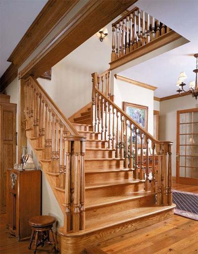 CẦU THANG GỖ TỤ NHIÊN